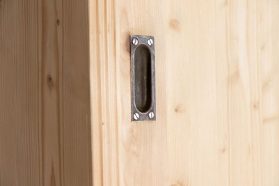 close-up-of-sliding-door
